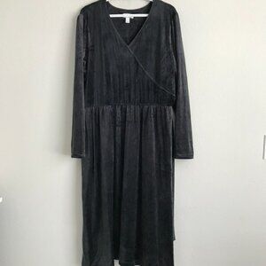 Denim & Co. Velour Petite V-Neck Midi Dress w/ Pockets - Black (Sz PXL) a627222